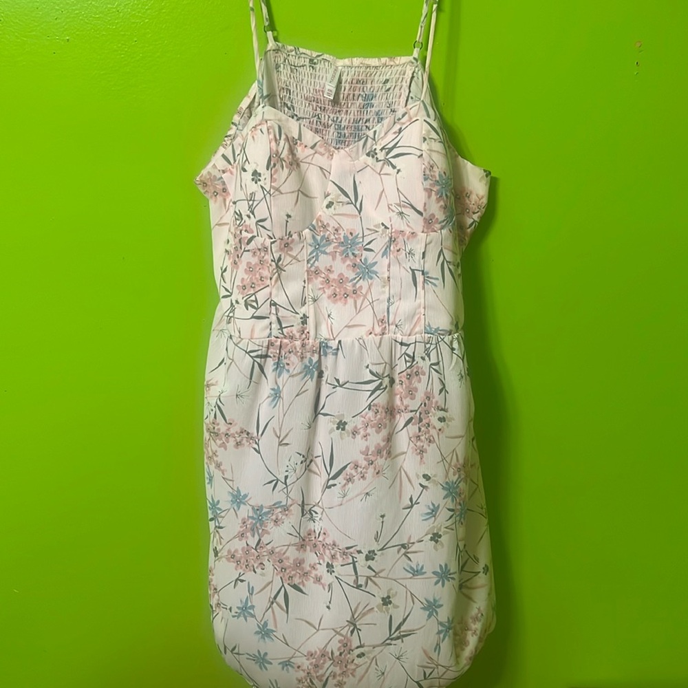 Woman’s plus size dress